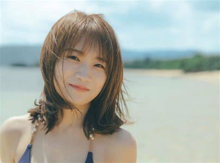 秋元 真夏 えろ